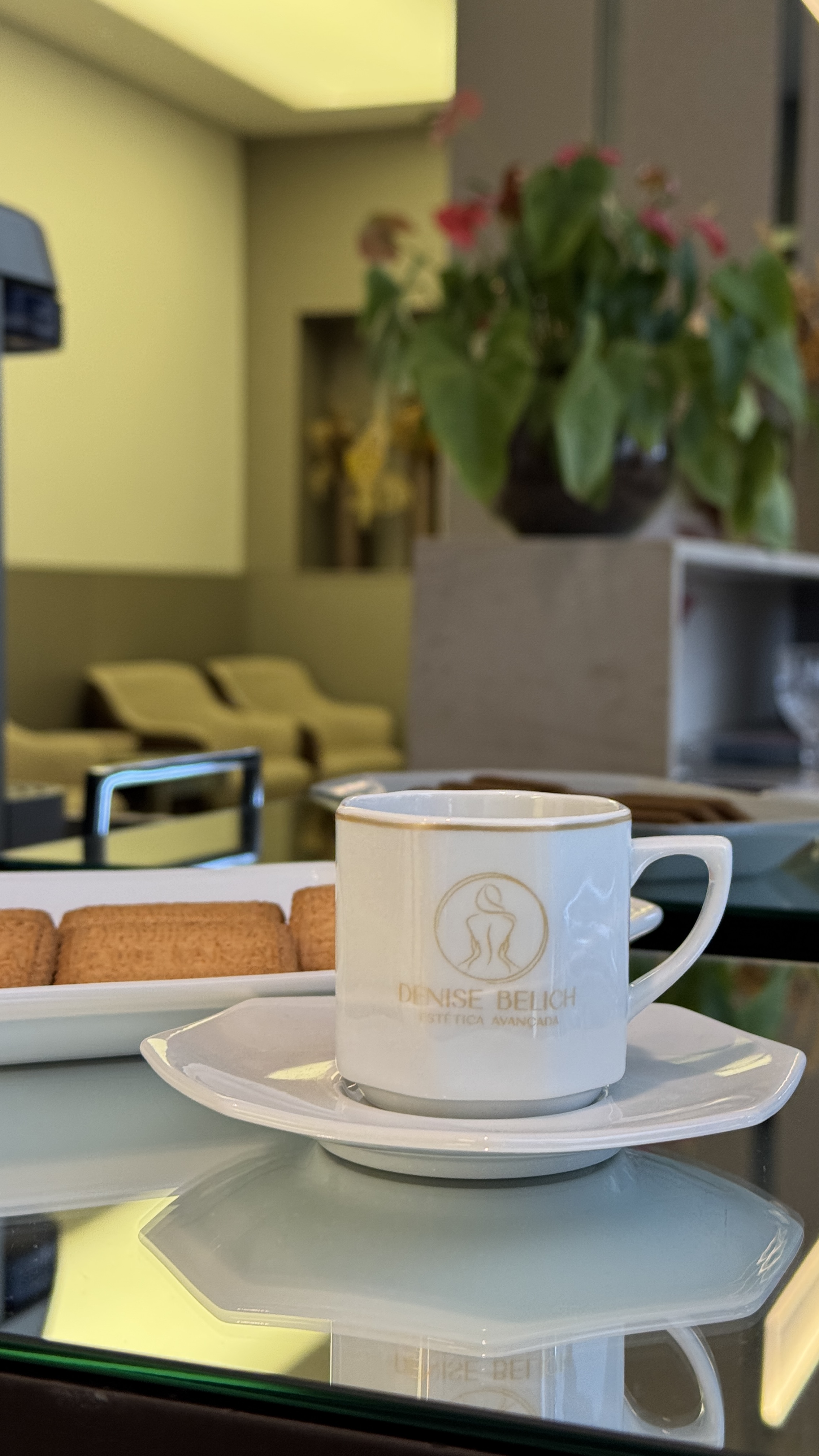 Café servido na clínica